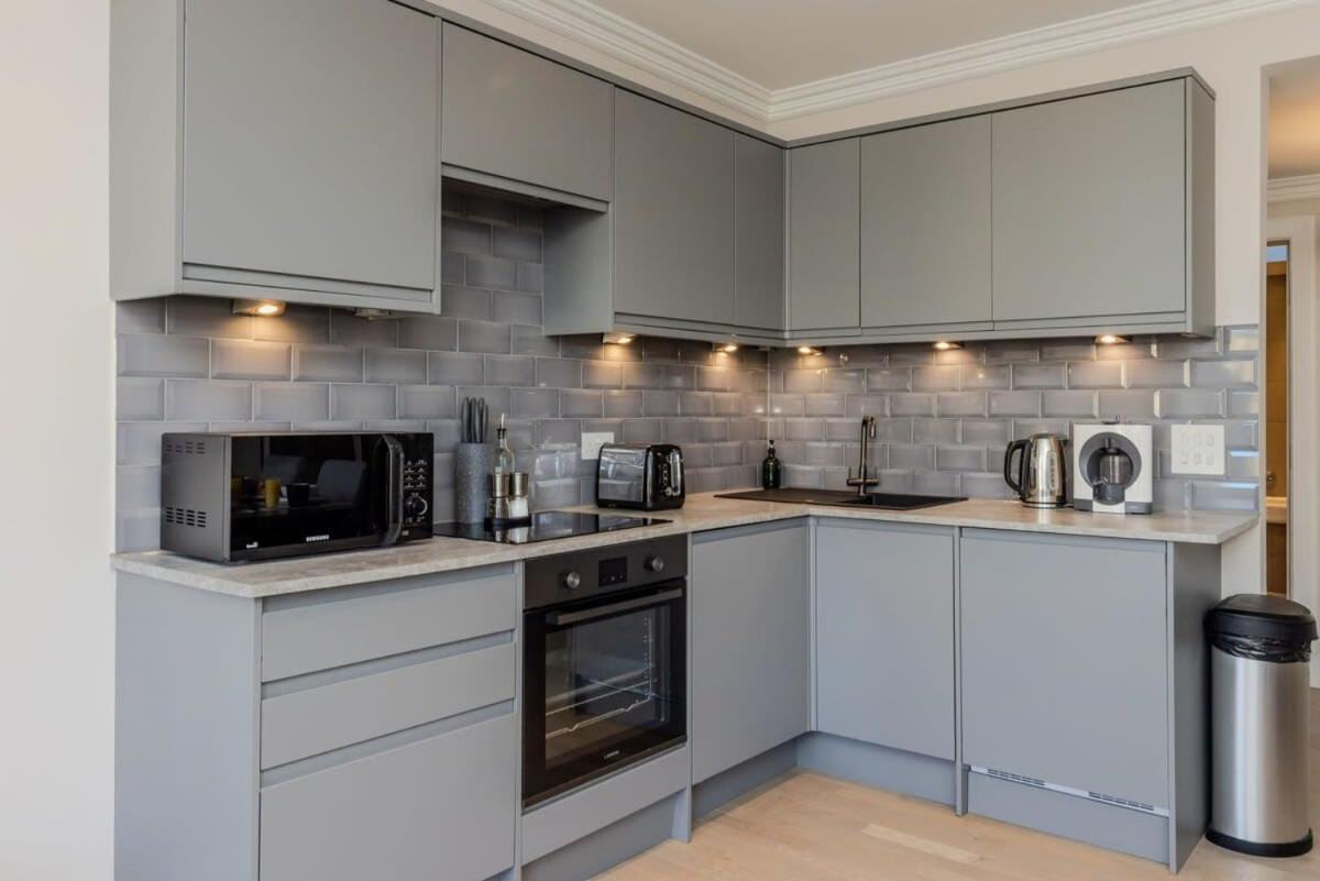 Dragon Suites - Edinburgh City Centre 2 Bed Apartment ภายนอก รูปภาพ